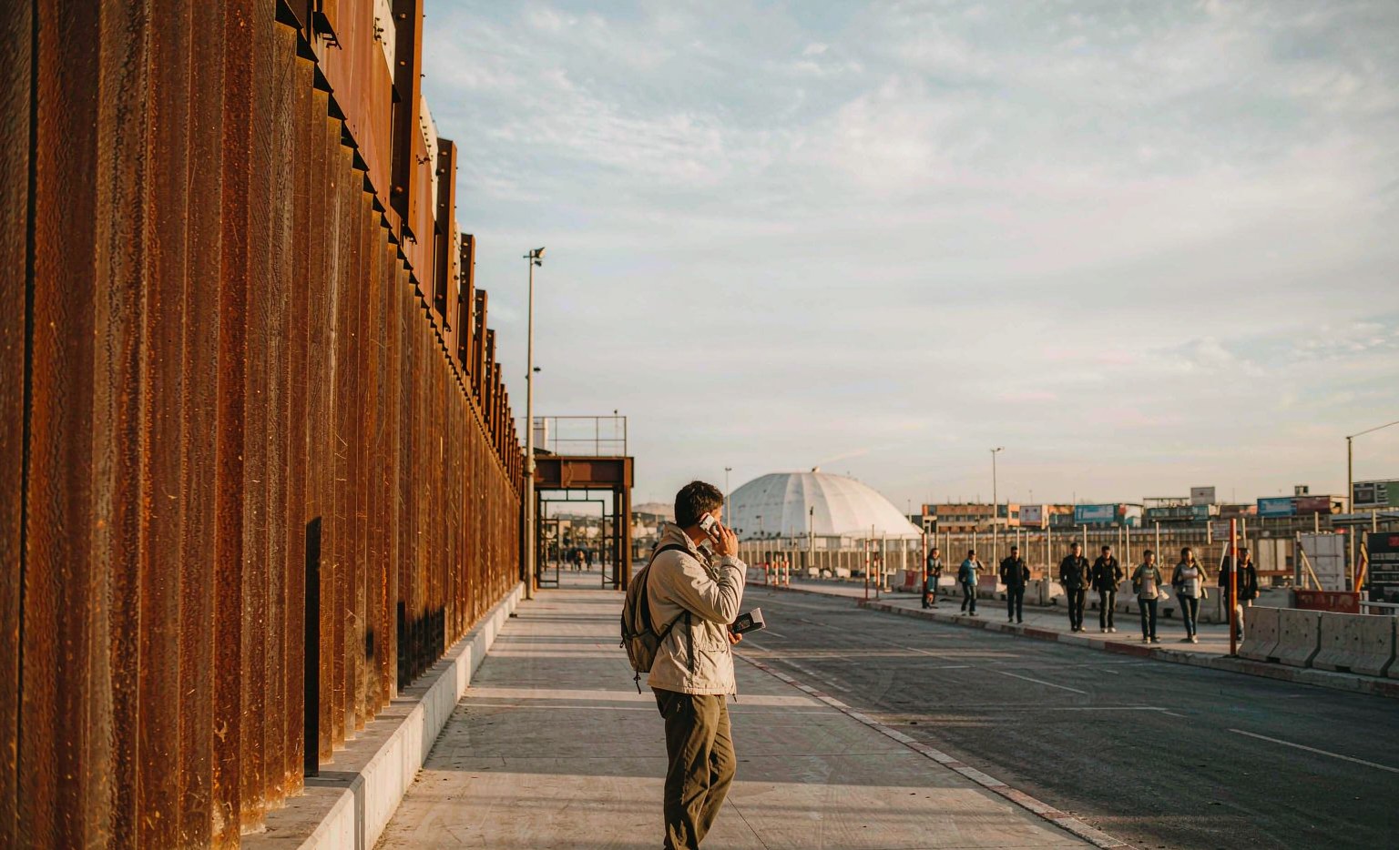 AT&T Mexico eSIM vs Roaming: What Your US Plan Covers