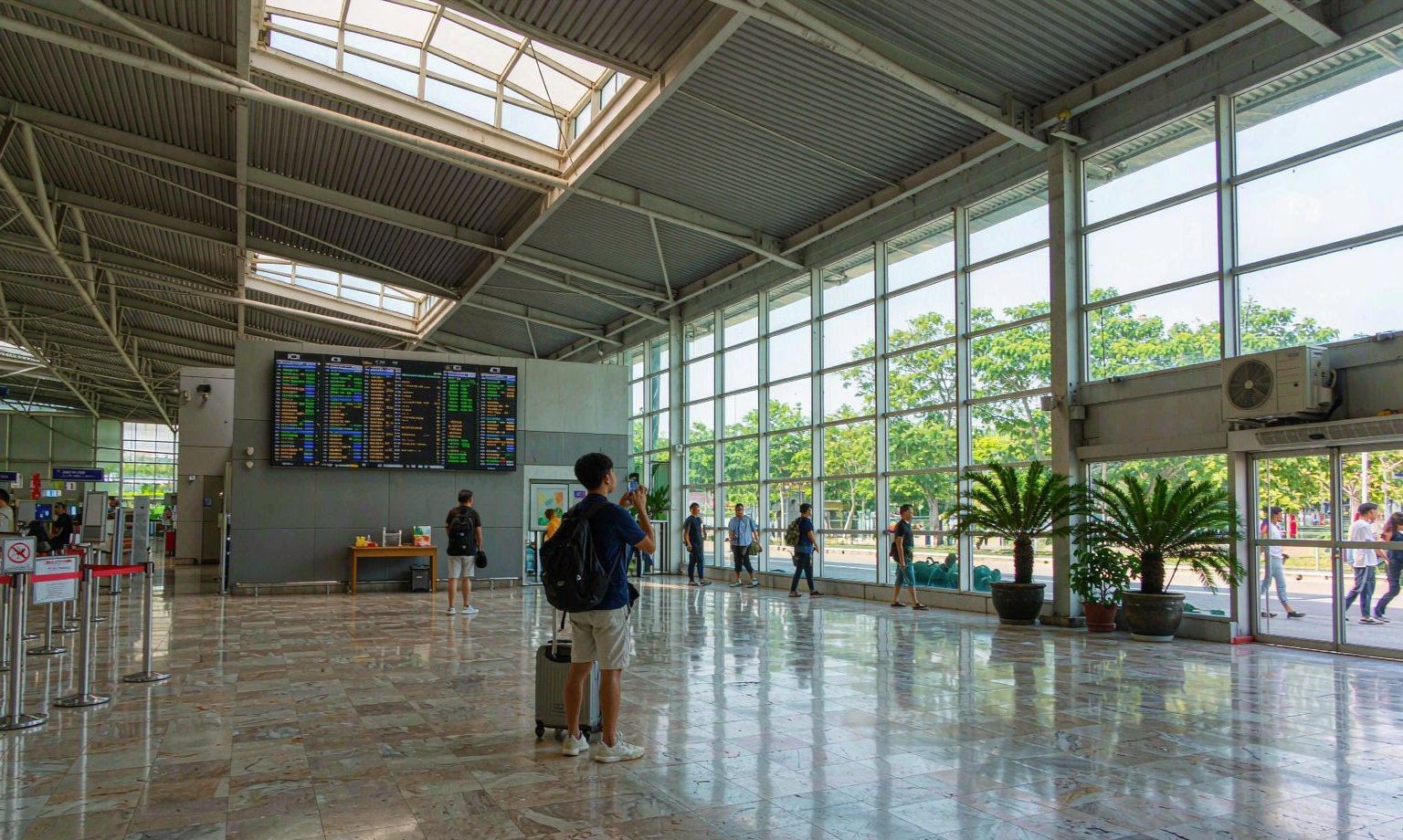 泰國漫遊、eSIM、WiFi 機怎麼選？台灣旅客真實費用比較