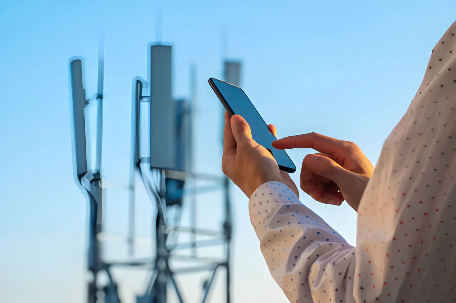 USA Carrier eSIM Prepaid Plans: T-Mobile vs AT&T vs Verizon